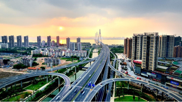 安防監控公司淺析智慧城市APP應用