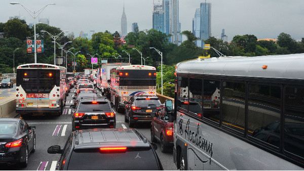 監控系統安裝公司淺談路口紅綠燈人臉識別監控抓拍系統